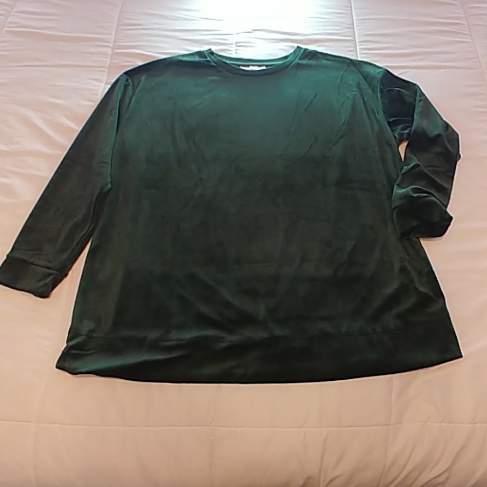 NWT Woman Within Green Velour T